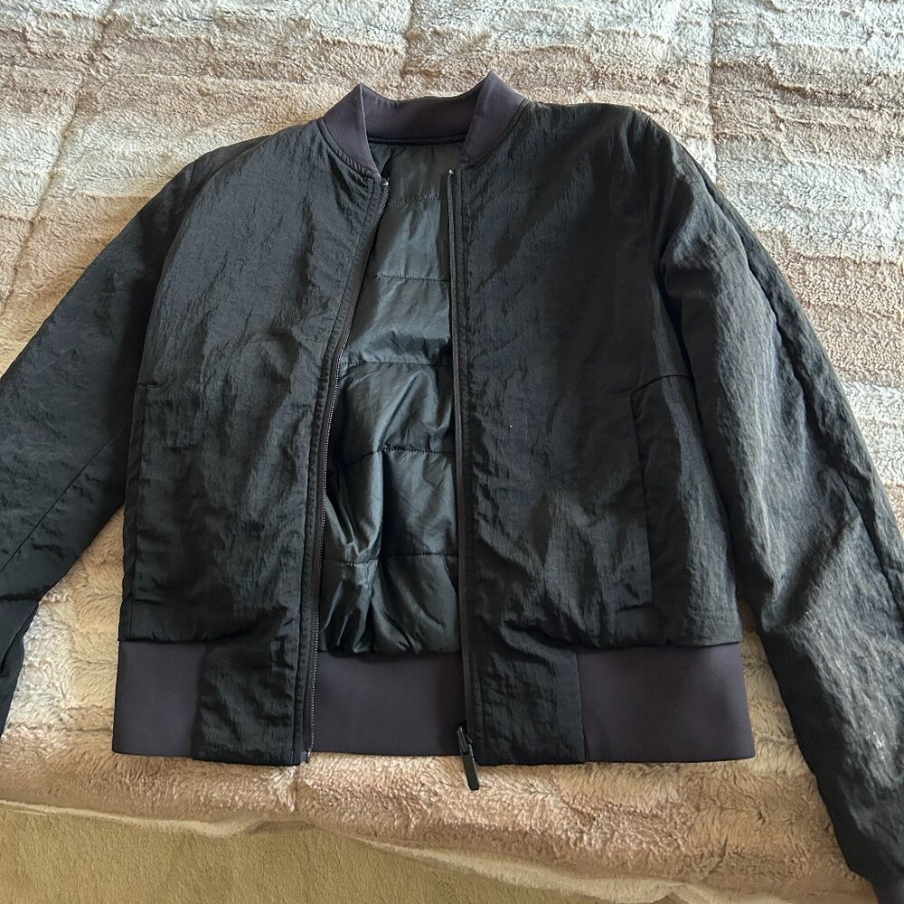 Lululemon reversible bomber jacket